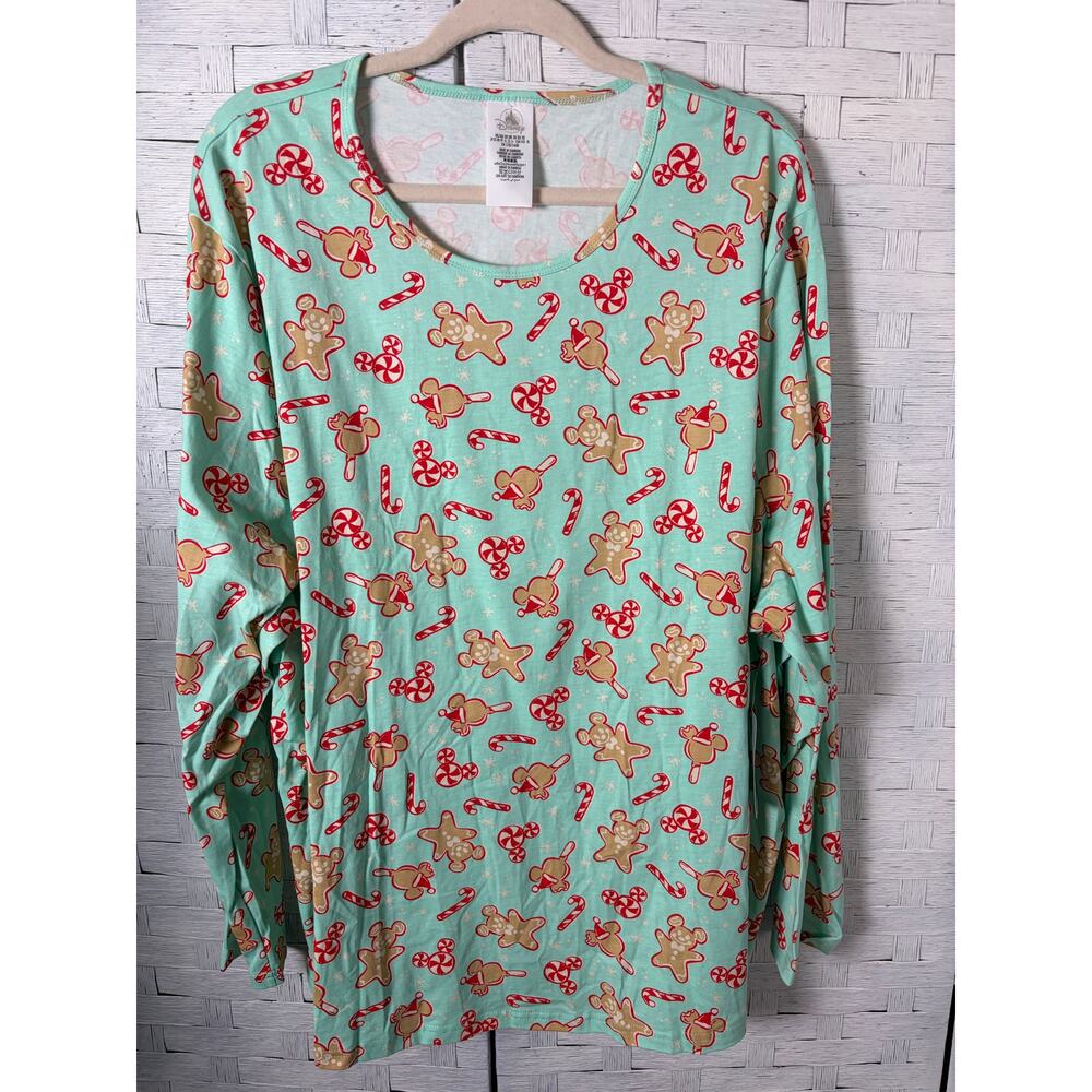 Disney Mickey Mouse T-shirt sleep shirt holiday jersey at Christmas plus size